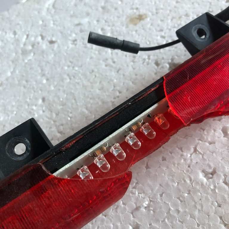 Honda CR-V spoiler led panel RD1 1997 - Image 2